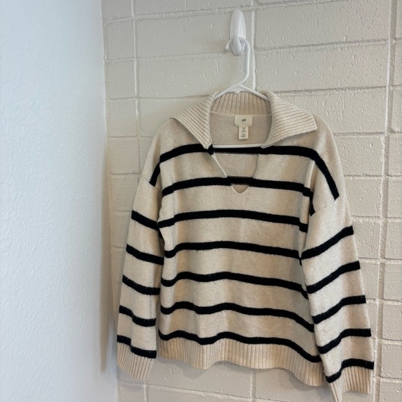 H&M Sweaters - H&M striped v neck sweater